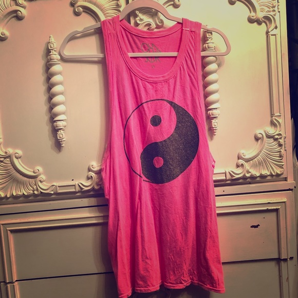 Chaser Tank Top - Picture 2 of 3